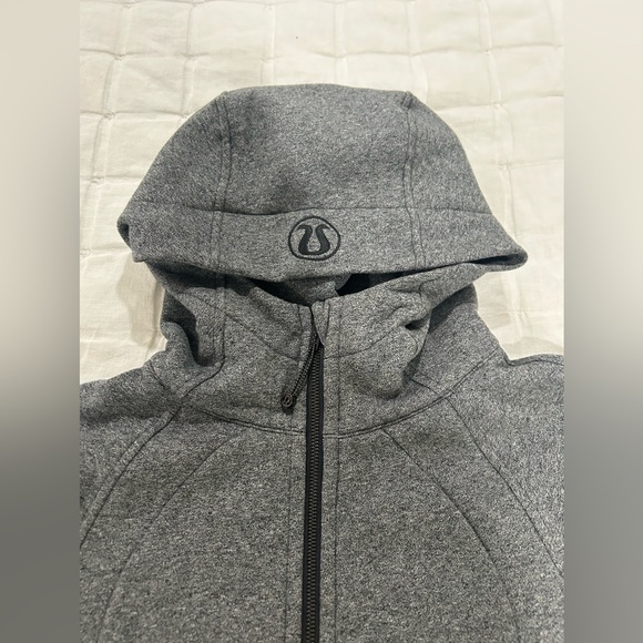 Like new, Lululemon Scuba Hoodie - Picture 2 of 4